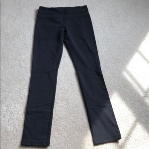 Lululemon skinny groove pant